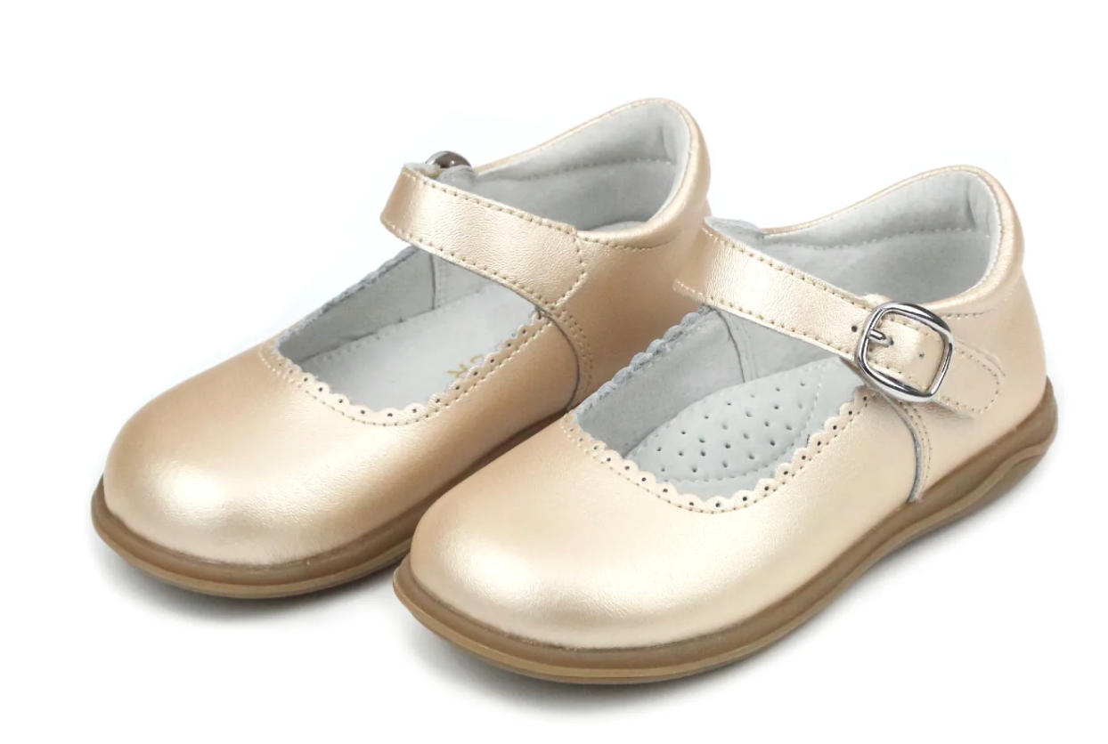 Chloe Classic Scalloped Leather Mary Jane